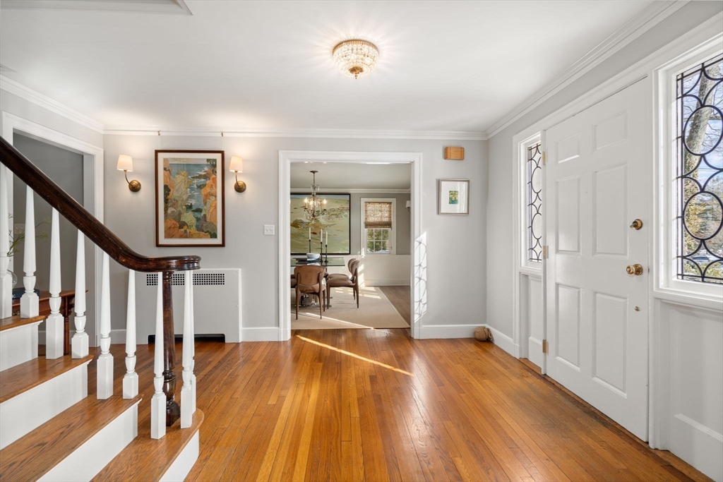 243 Ridgeway Road Weston, MA 02493 - Photo 5 of 36