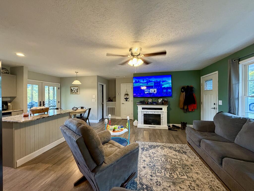 643 Sullivan Road Daniels, WV 25832 - Photo 21 of 69 Gallery Image 21