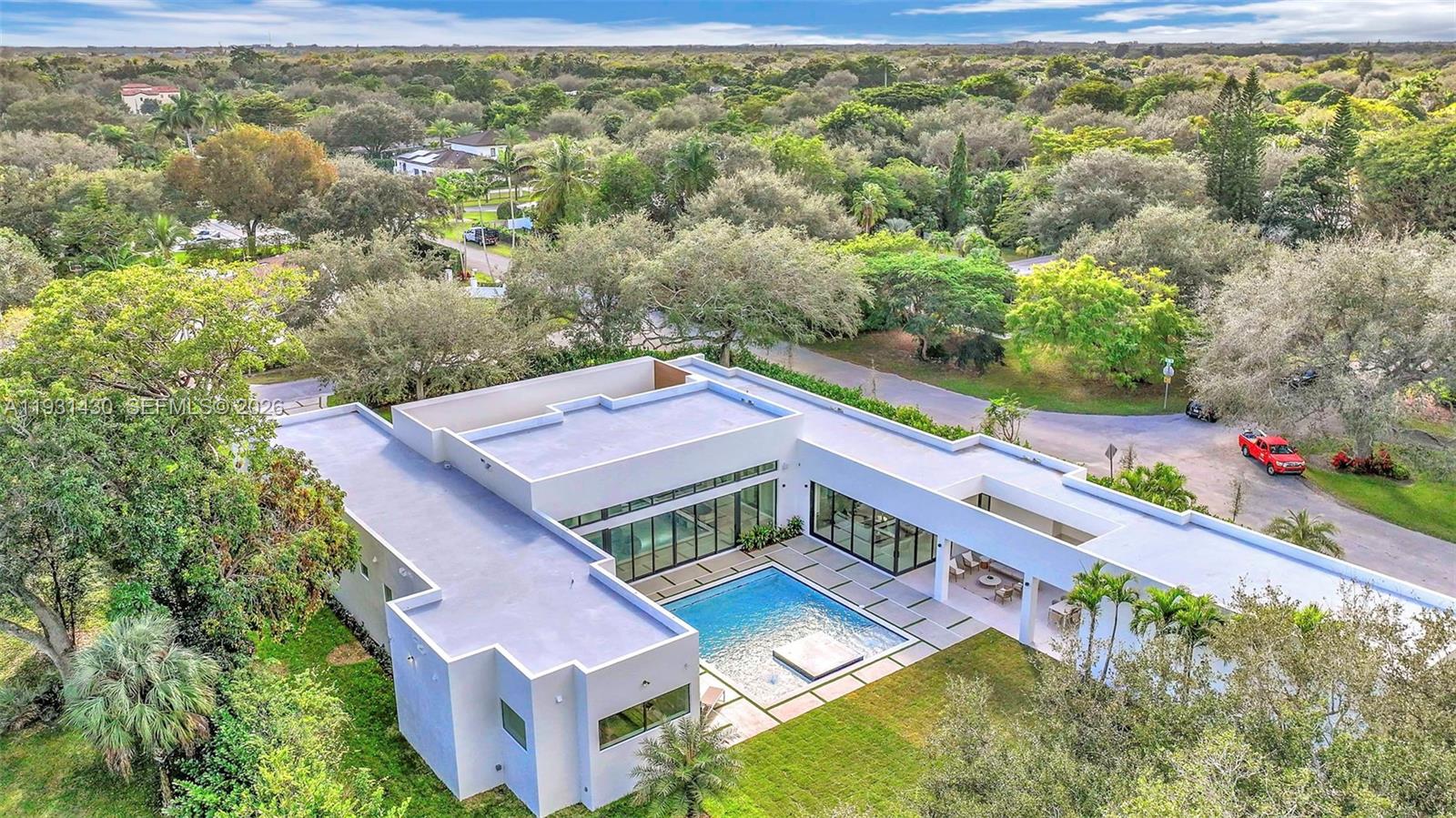 11395 Southwest 88th Avenue Miami, FL 33176 - Photo 47 of 53