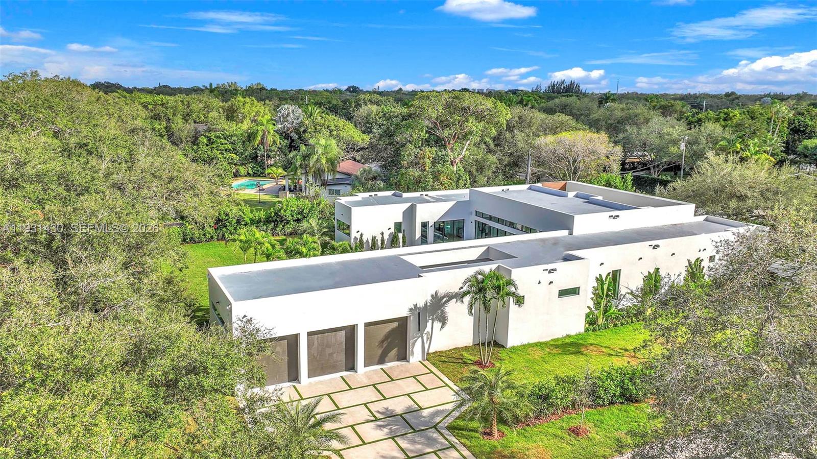 11395 Southwest 88th Avenue Miami, FL 33176 - Photo 50 of 53