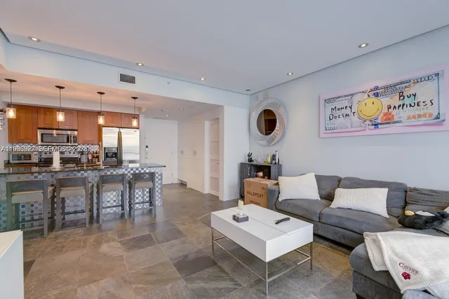 $4,600 | 4100 Salzedo Street, Unit 509, Coral Gables, FL 33146