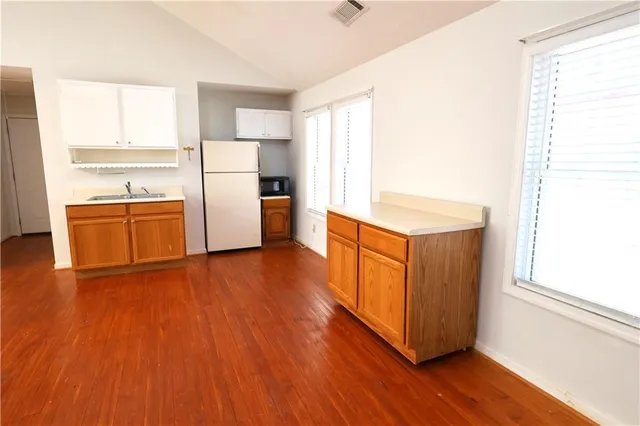 $3,295 | 217 Mountain View Street, Decatur, GA 30030