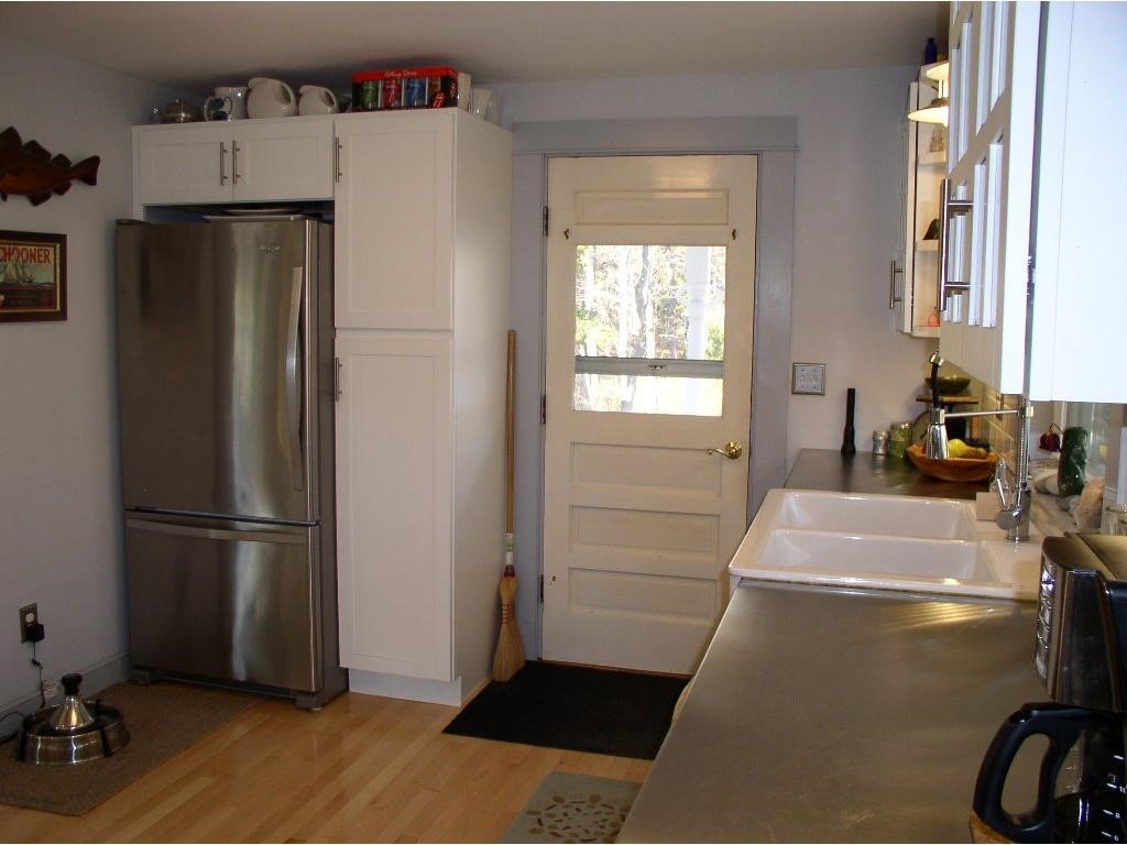 163 Whipple Road Kittery, ME 03904 - Photo 7 of 28 Gallery Image 7