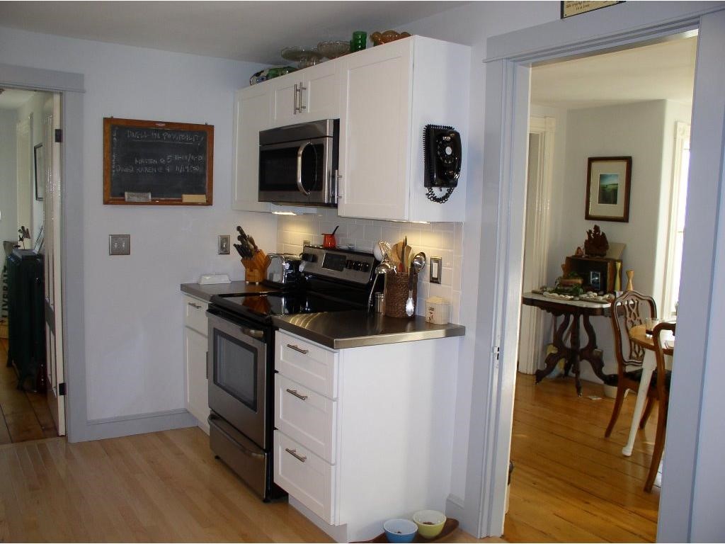 163 Whipple Road Kittery, ME 03904 - Photo 8 of 28 Gallery Image 8