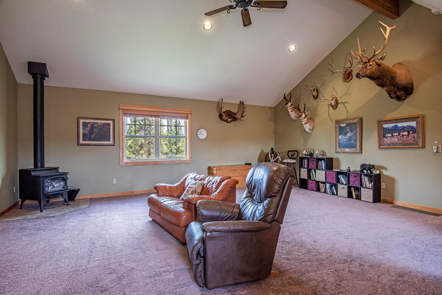 16400 Riata Drive Sisters, OR 97759 - Photo 32 of 43 31