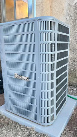 $160,900 | 506 2nd Street, Farwell, TX 79325