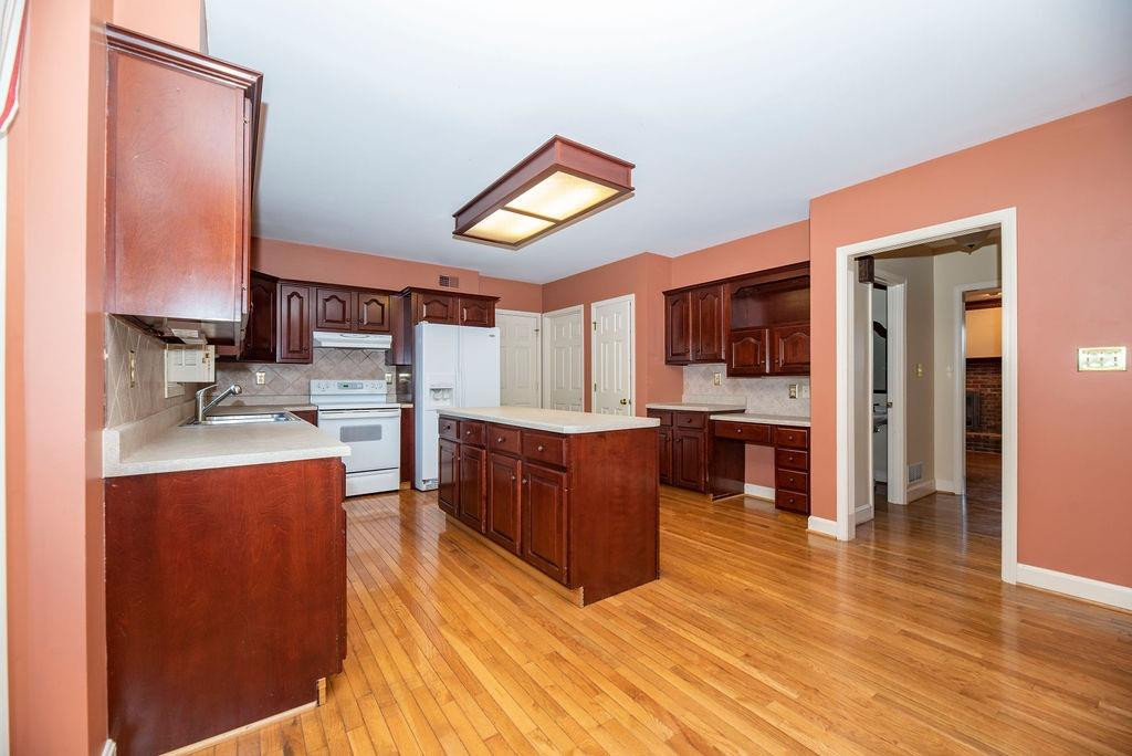 1008 Turnbridge Road Lexington, KY 40515 - Photo 21 of 60 Listing Photo