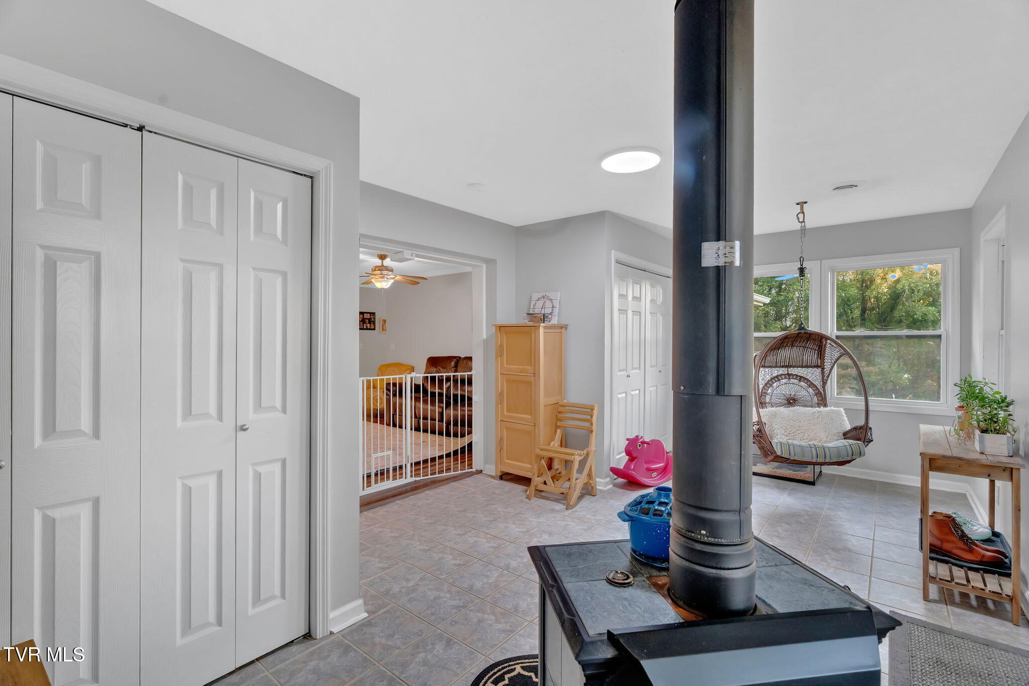 222 Roy Martin Road Gray, TN 37615 - Photo 17 of 72 5-web-or-mls-DSC07831