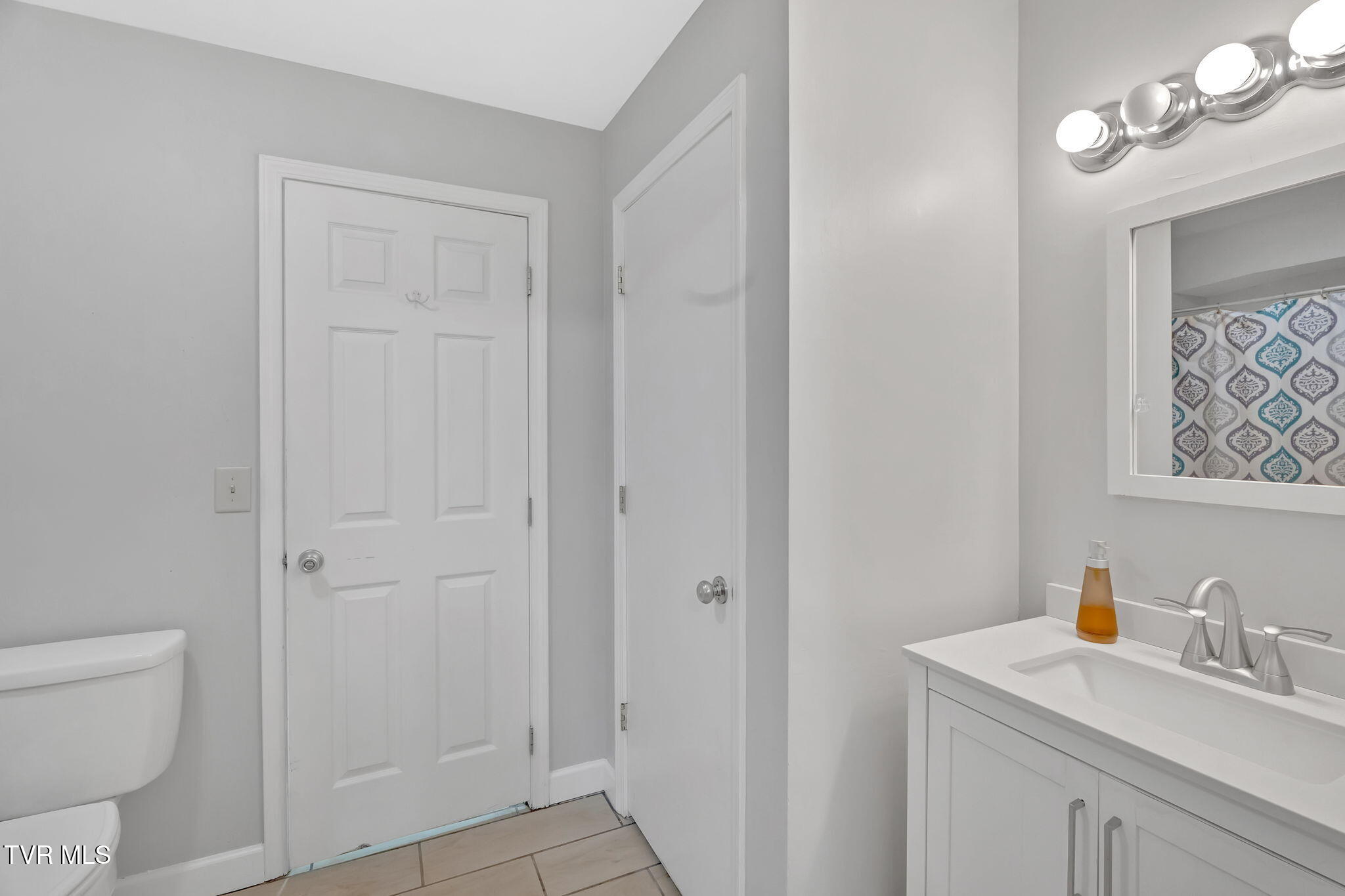 222 Roy Martin Road Gray, TN 37615 - Photo 37 of 72 16-web-or-mls-DSC07875