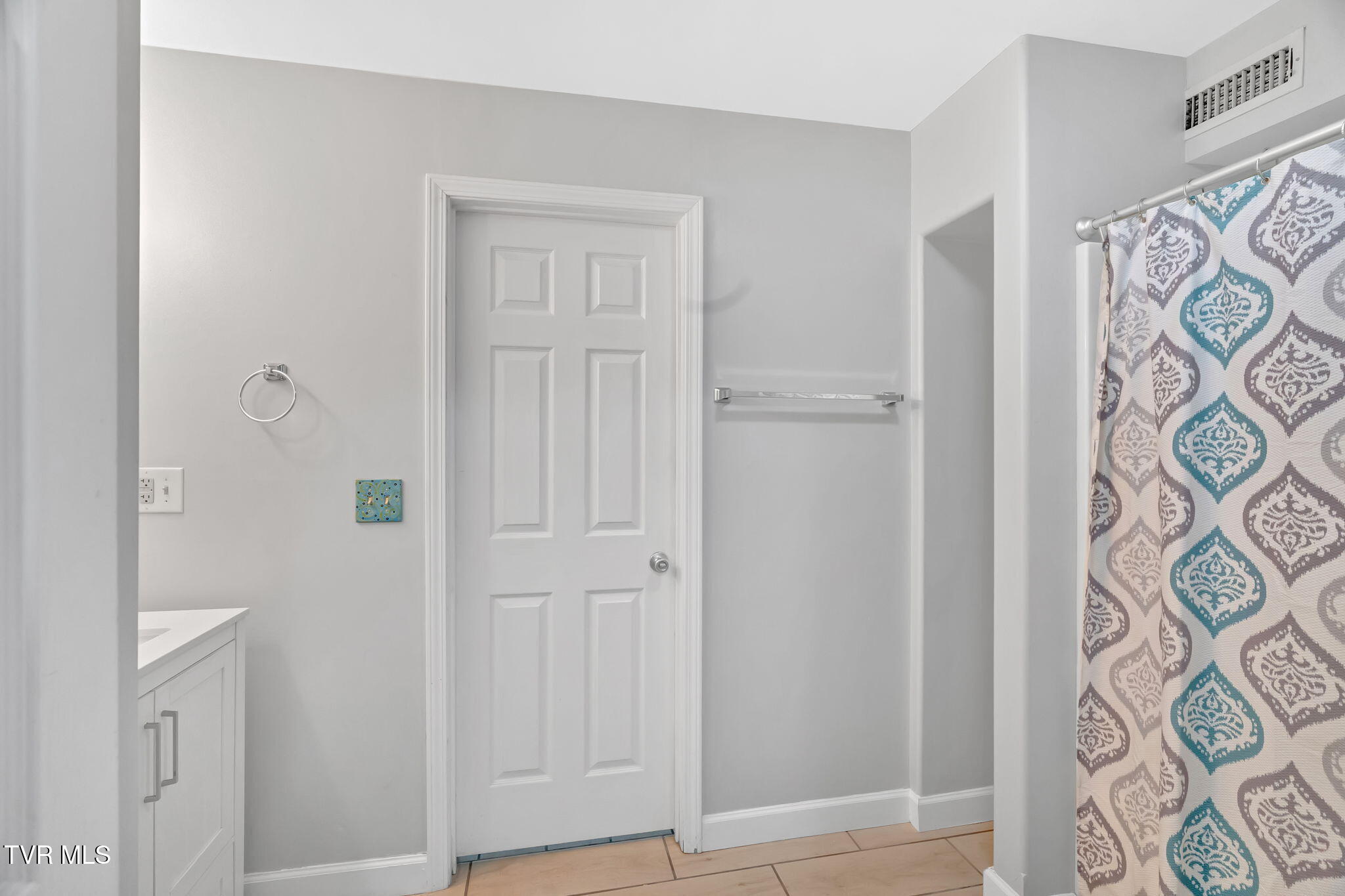 222 Roy Martin Road Gray, TN 37615 - Photo 39 of 72 36-web-or-mls-DSC07878