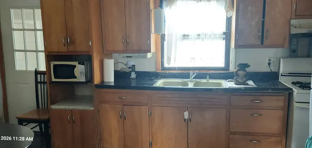 $198,000 | 1149 Lafayette Street, Aurora, IL 60505