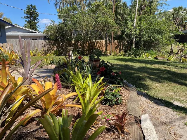 $295,000 | 1350 40th Street, Sarasota, FL 34234