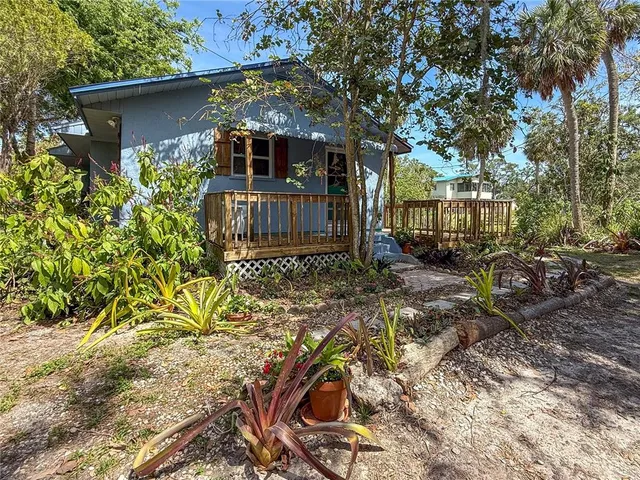 $295,000 | 1350 40th Street, Sarasota, FL 34234