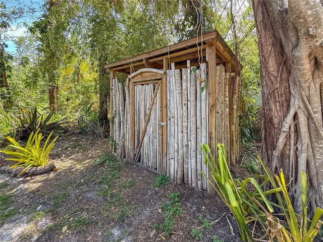 $295,000 | 1350 40th Street, Sarasota, FL 34234