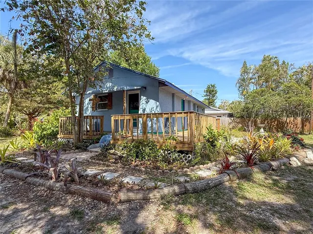 $295,000 | 1350 40th Street, Sarasota, FL 34234