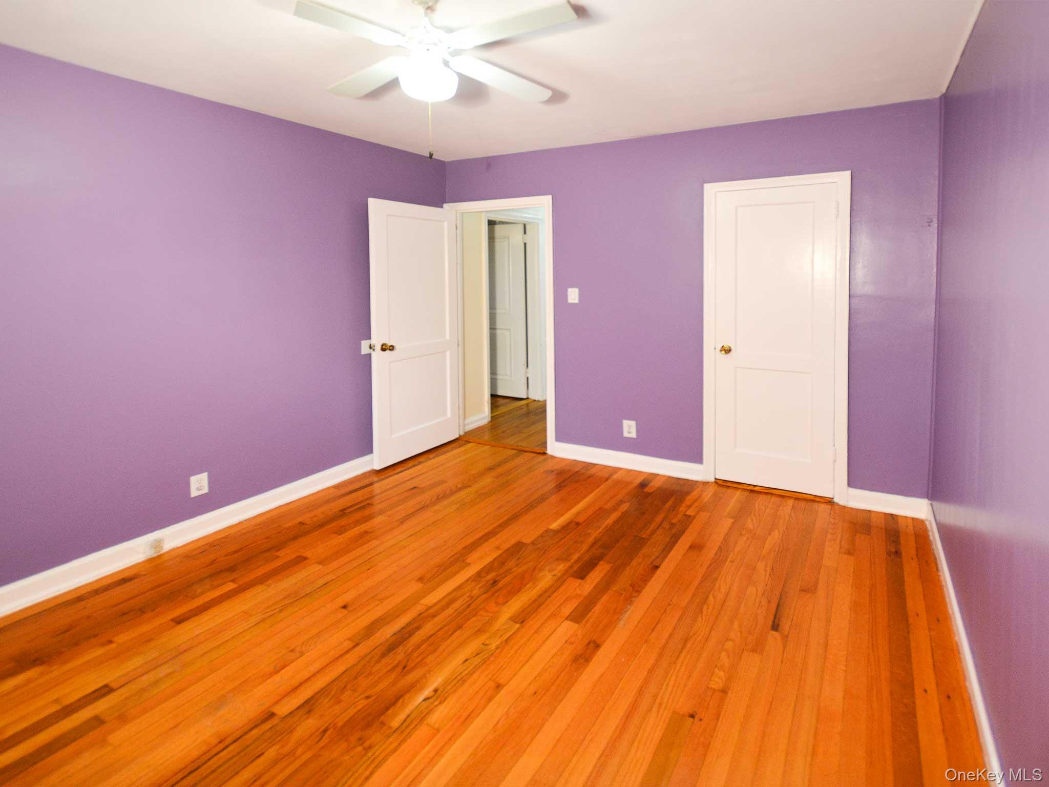 253-27 85th Road, Unit 2 Queens, NY 11426 - Photo 8 of 8 a view of an empty room