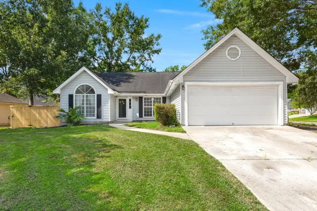 $330,000 | 215 Woodland Lakes Road, Goose Creek, SC 29445