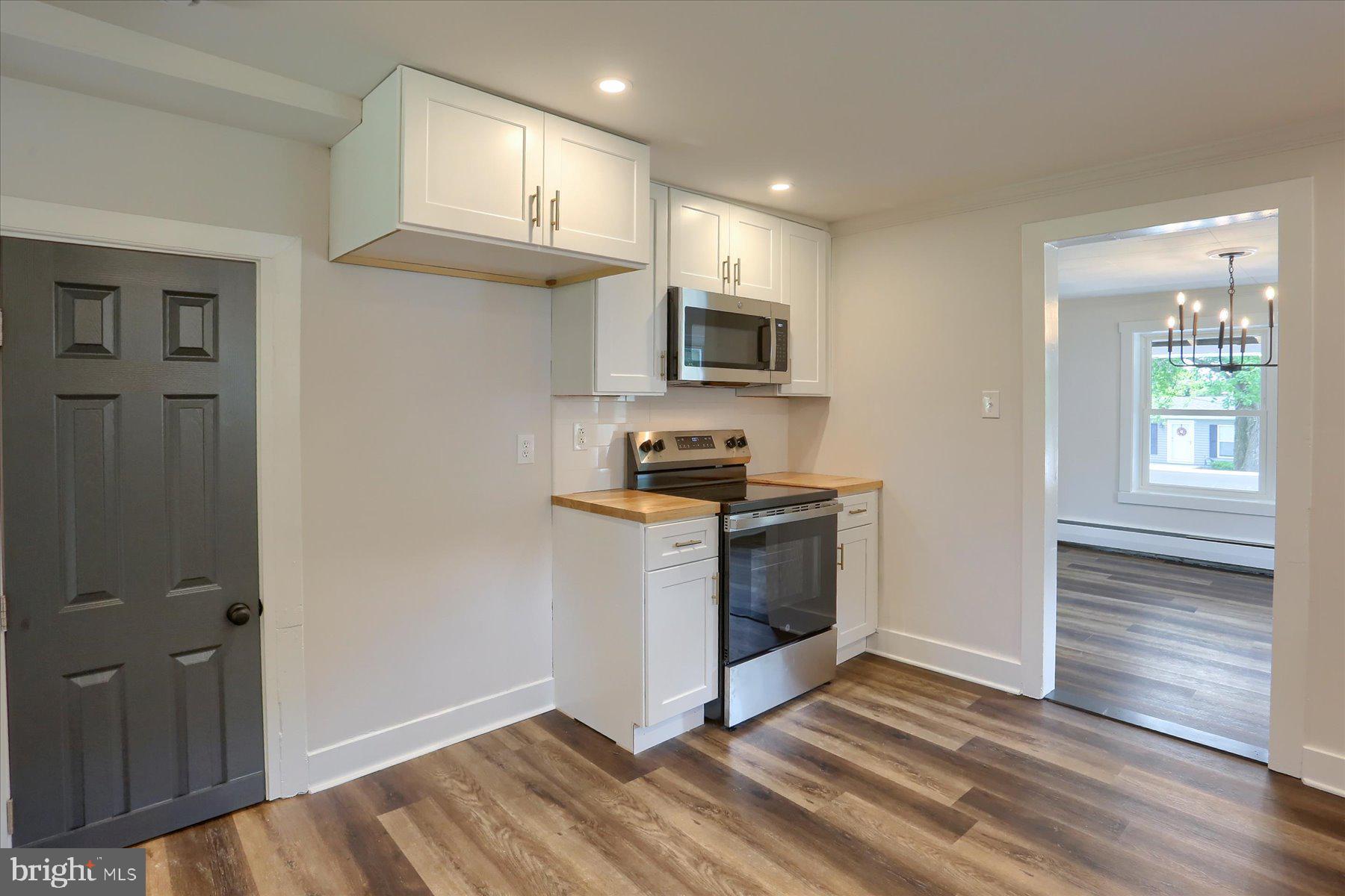 907 George Street Coatesville, PA 19320 - Photo 13 of 37
