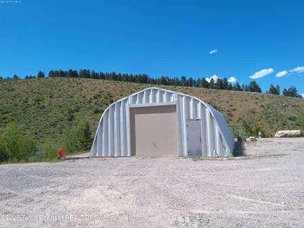 $685,000 | 407 Freedom Rdg Road, Thayne, WY 83127