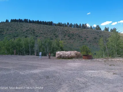 $685,000 | 407 Freedom Rdg Road, Thayne, WY 83127