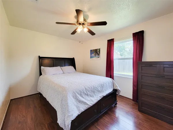 $257,900 | 17602 Kakerglen Court, Houston, TX 77084