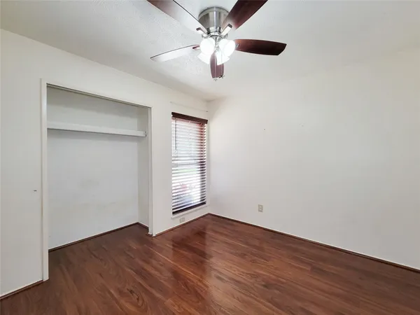 $257,900 | 17602 Kakerglen Court, Houston, TX 77084