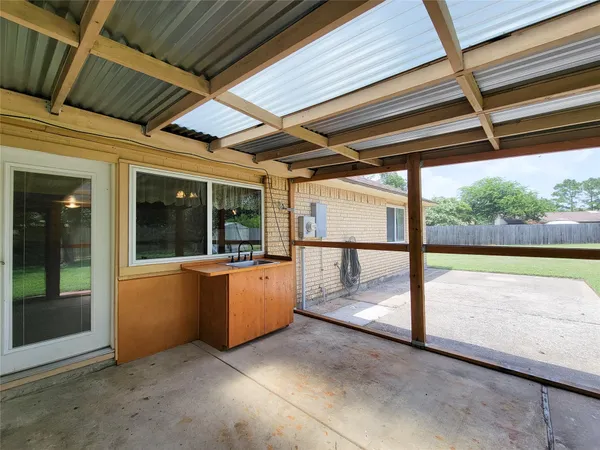 $257,900 | 17602 Kakerglen Court, Houston, TX 77084