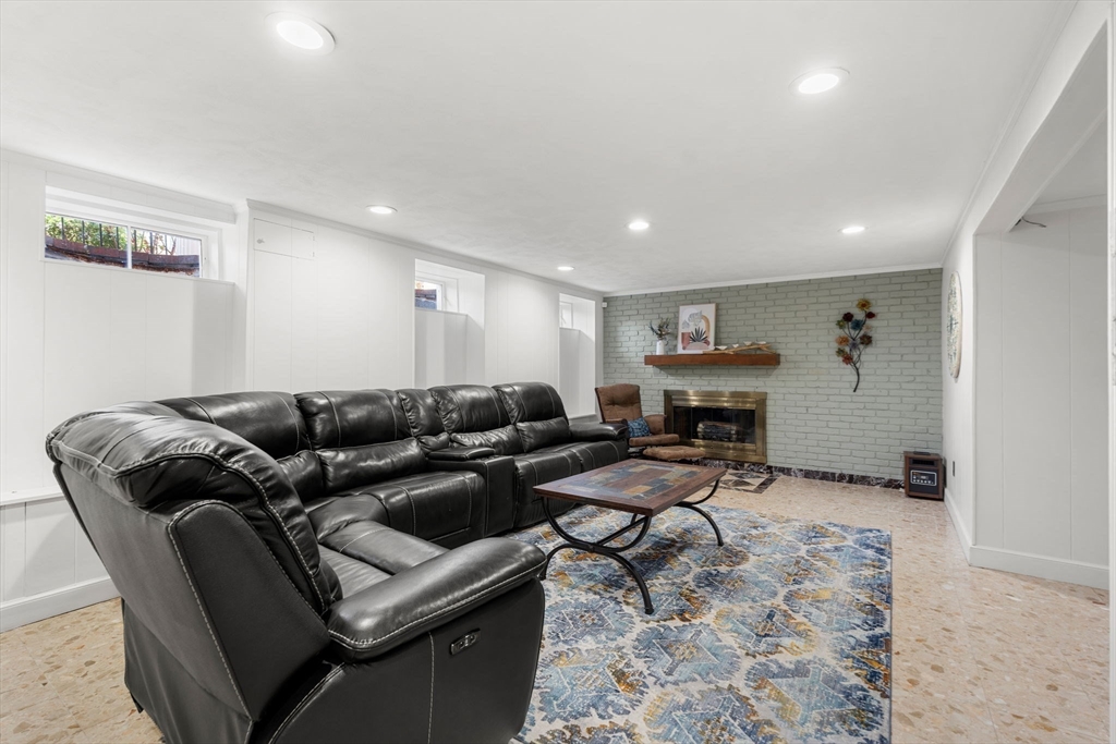 6 Melina Road Newton, MA 02459 - Photo 26 of 42 Gallery Image 26