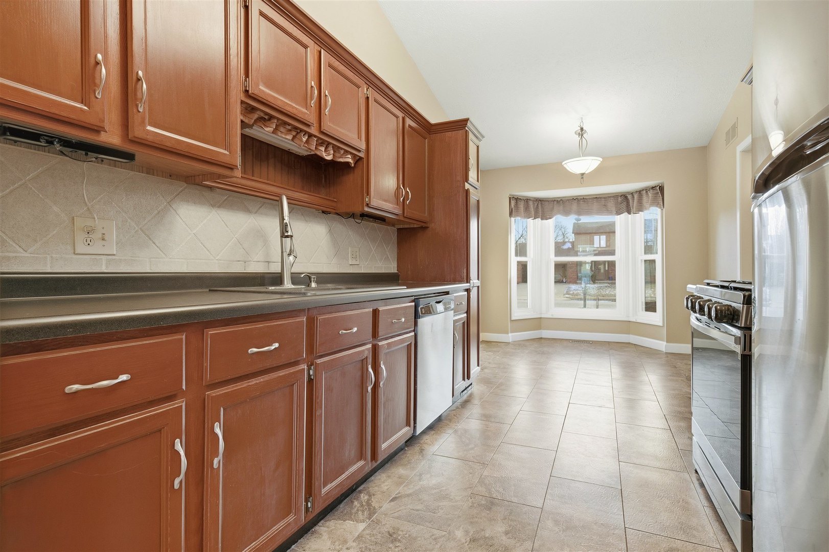 2814 Richard Road Bloomington, IL 61704 - Photo 17 of 30