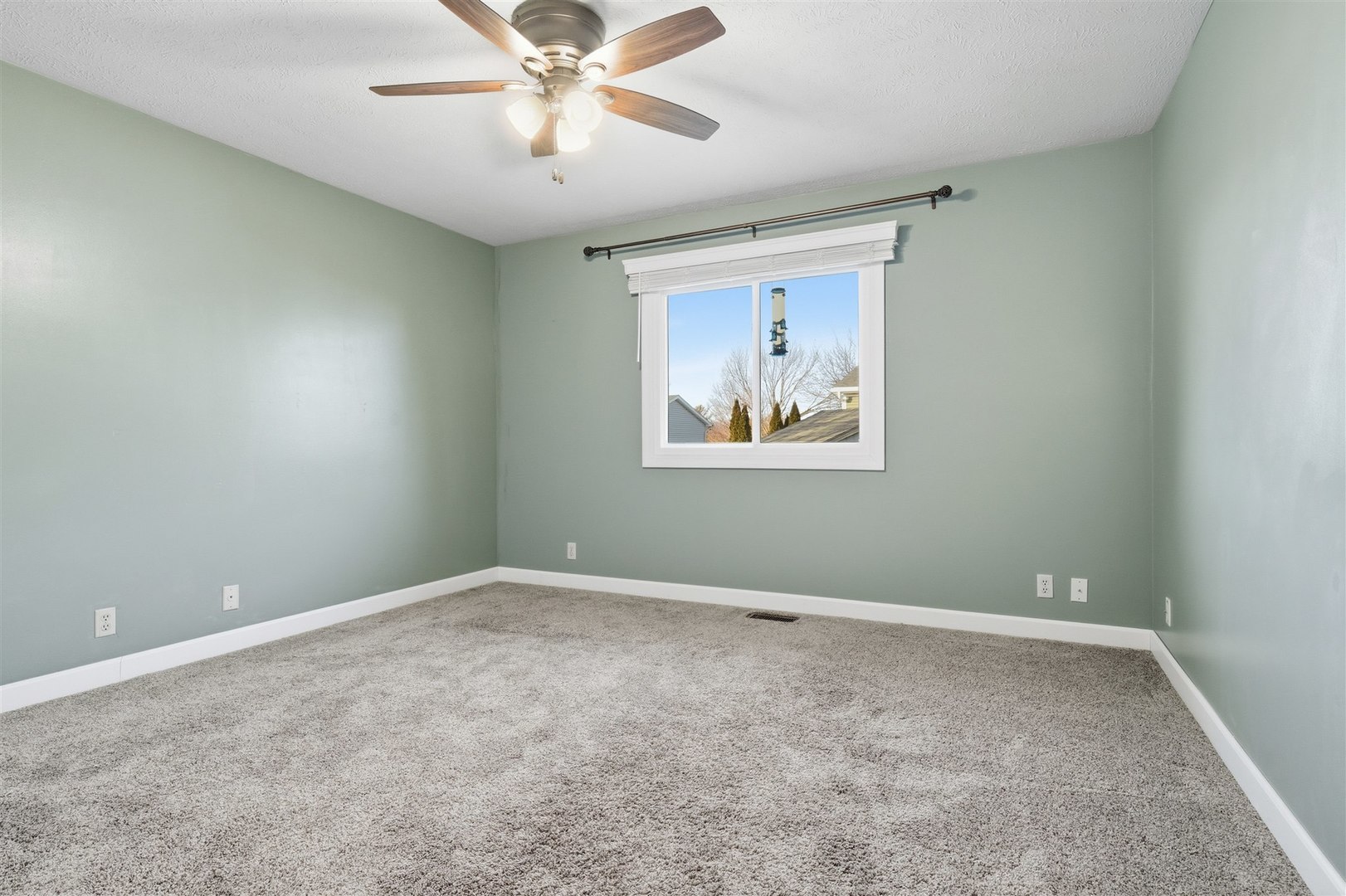 2814 Richard Road Bloomington, IL 61704 - Photo 7 of 30