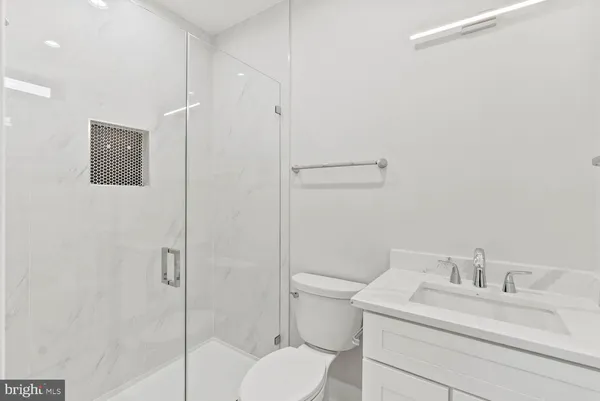 $2,350,000 | 402 Marshall Road Southwest, Vienna, VA 22180