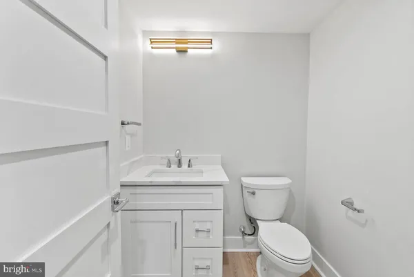 $2,350,000 | 402 Marshall Road Southwest, Vienna, VA 22180