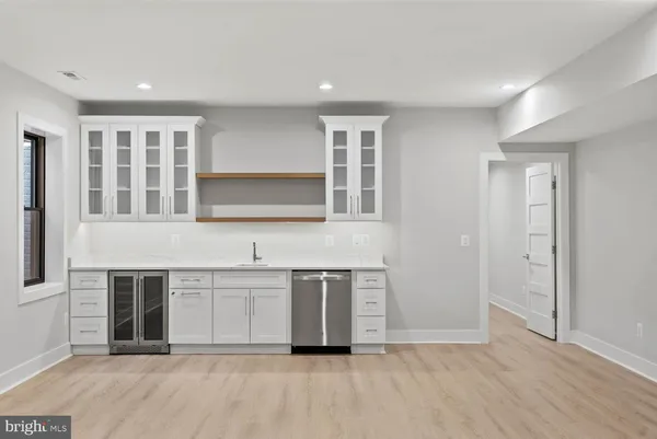 $2,350,000 | 402 Marshall Road Southwest, Vienna, VA 22180