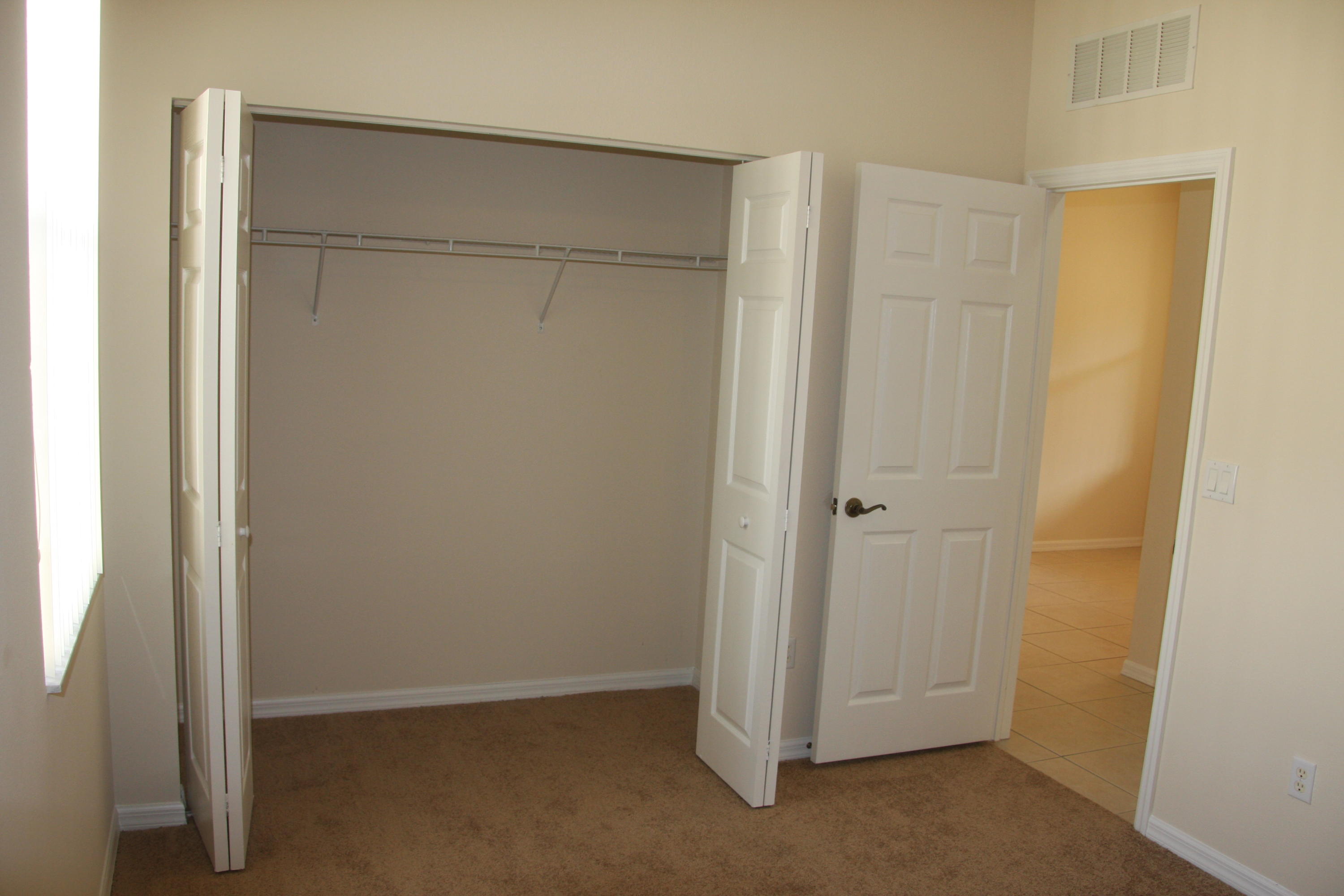 360 Southwest Coconut Key Way Port St. Lucie, FL 34986 - Photo 20 of 31 IMG_1593 (2)