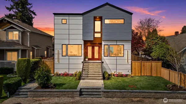 $1,899,999 | 9535 Dayton Avenue North, Seattle, WA 98103