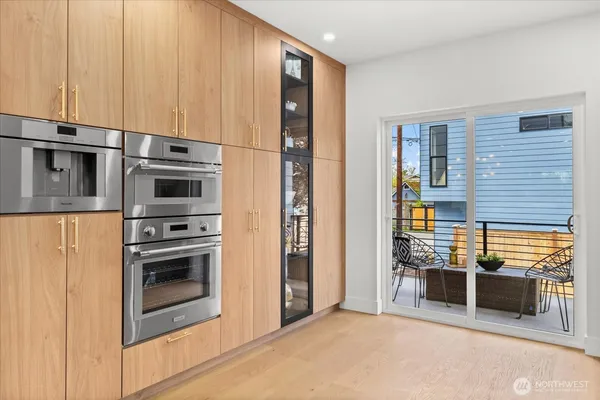 $1,899,999 | 9535 Dayton Avenue North, Seattle, WA 98103