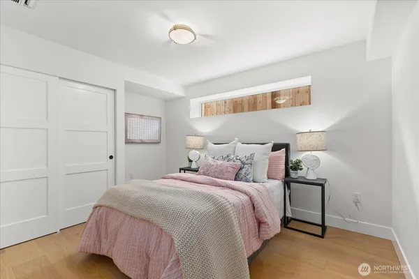 $1,899,999 | 9535 Dayton Avenue North, Seattle, WA 98103