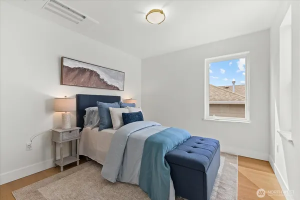 $1,899,999 | 9535 Dayton Avenue North, Seattle, WA 98103