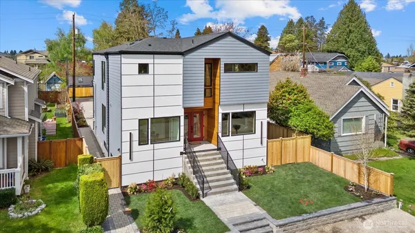 $1,899,999 | 9535 Dayton Avenue North, Seattle, WA 98103