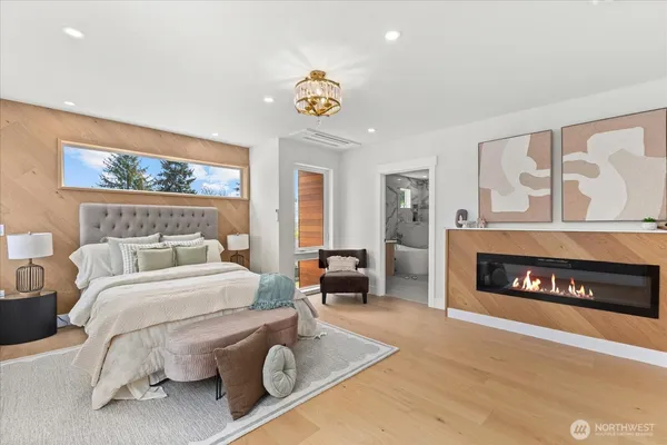 $1,899,999 | 9535 Dayton Avenue North, Seattle, WA 98103