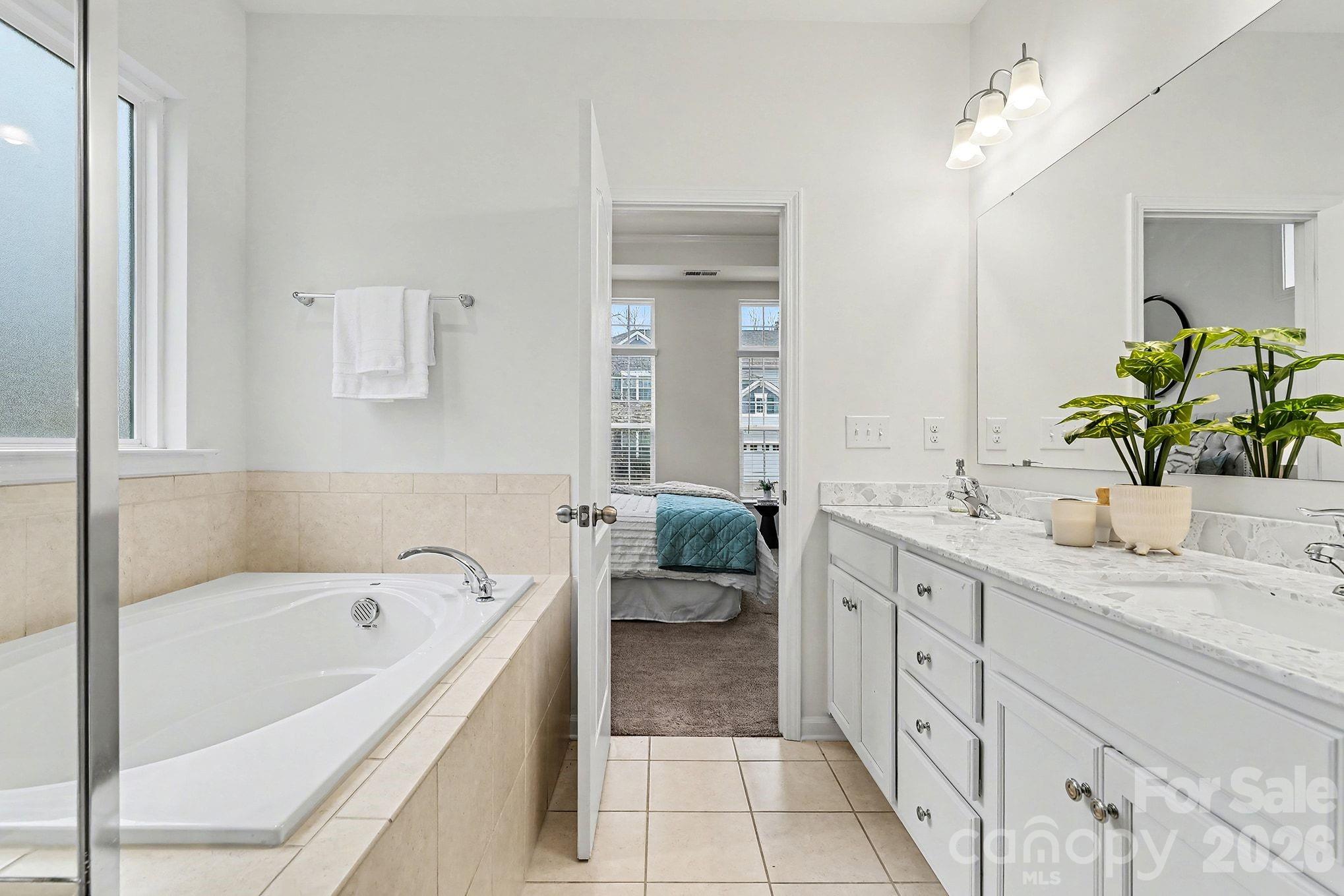 6056 Cloverdale Drive Tega Cay, SC 29708 - Photo 16 of 38