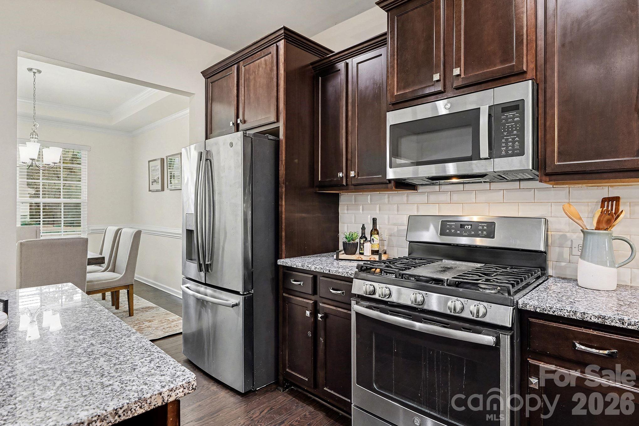 6056 Cloverdale Drive Tega Cay, SC 29708 - Photo 5 of 38