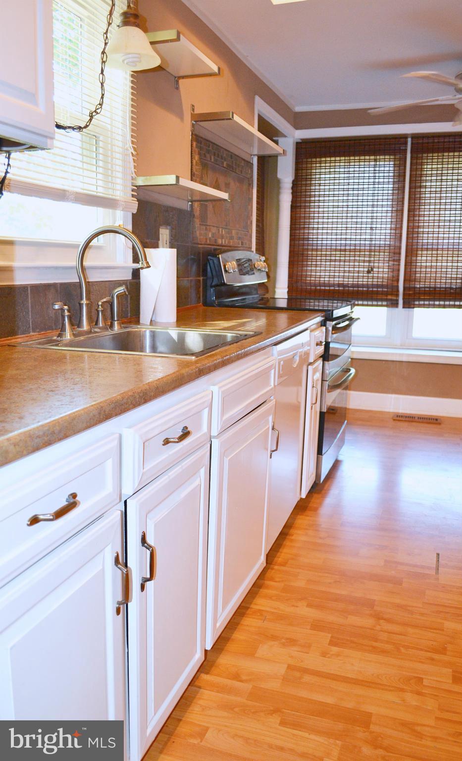 12070 Pierce Road Waldorf, MD 20601 - Photo 8 of 29 Kitchen