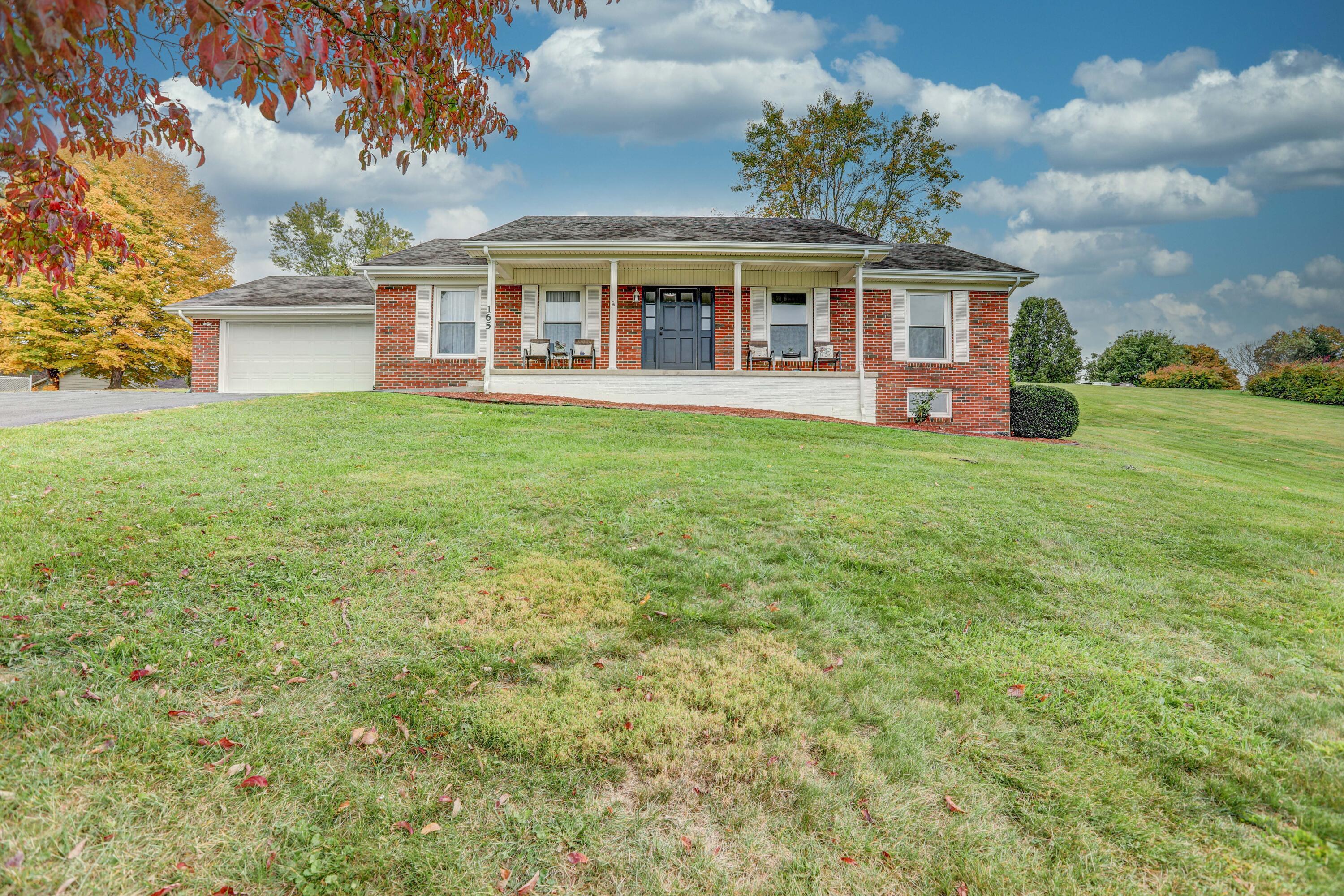 165 Rutledge Drive Bluff City, TN 37618 - Photo 1 of 44 B42A5801_2_3_4_5-Edit