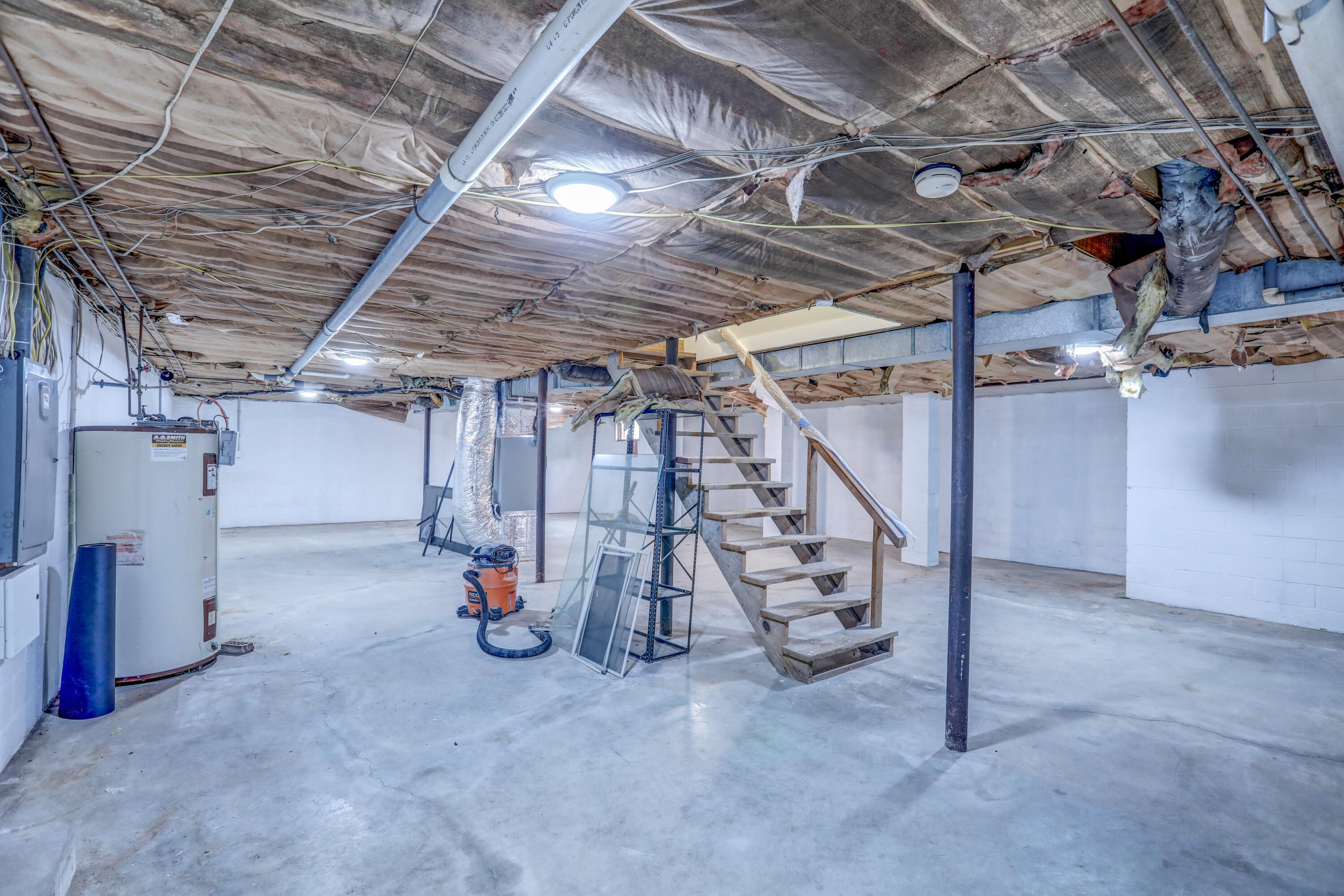 165 Rutledge Drive Bluff City, TN 37618 - Photo 40 of 44 B42A5991_2_3_4_5