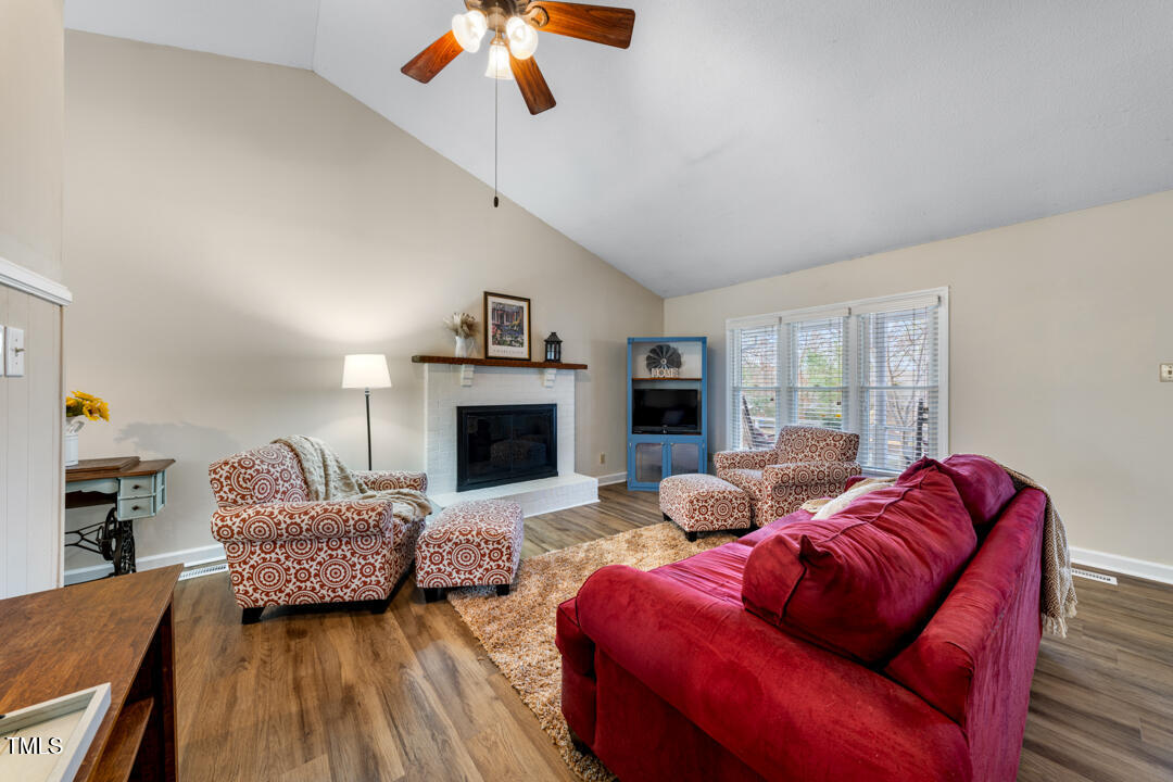 1008 Torredge Road Durham, NC 27712 - Photo 12 of 31 DSC00413