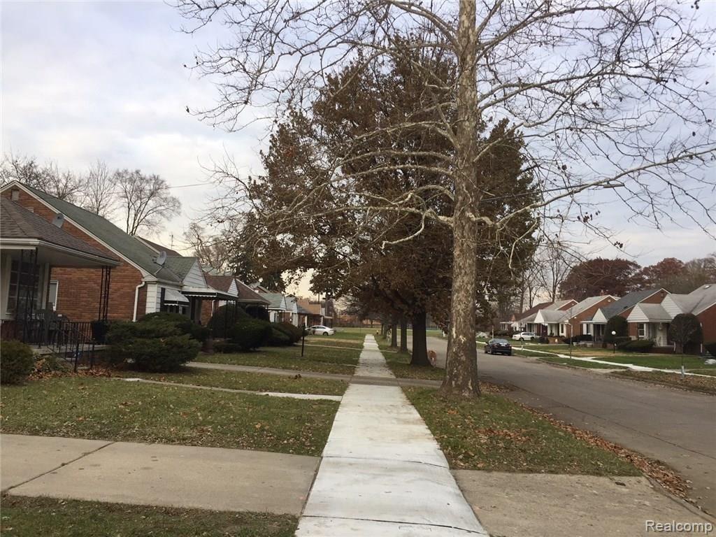 19741 Annchester Road Detroit, MI 48219 - Photo 2 of 12 IMG_2227.JPG