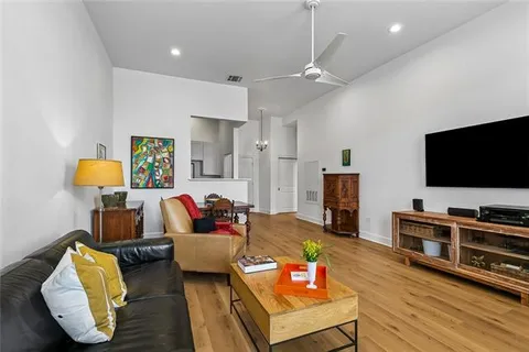 $265,000 | 330 Julia Street, Unit 317, New Orleans, LA 70130