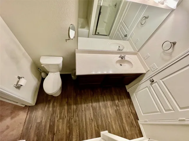 $2,000 | 4610 Champions Landing Drive, Houston, TX 77069