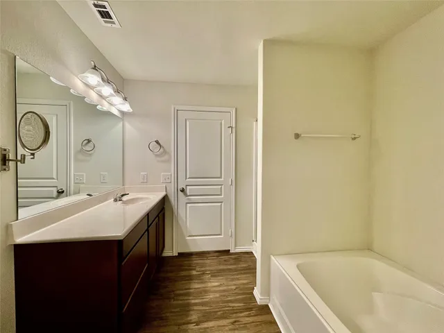 $2,000 | 4610 Champions Landing Drive, Houston, TX 77069